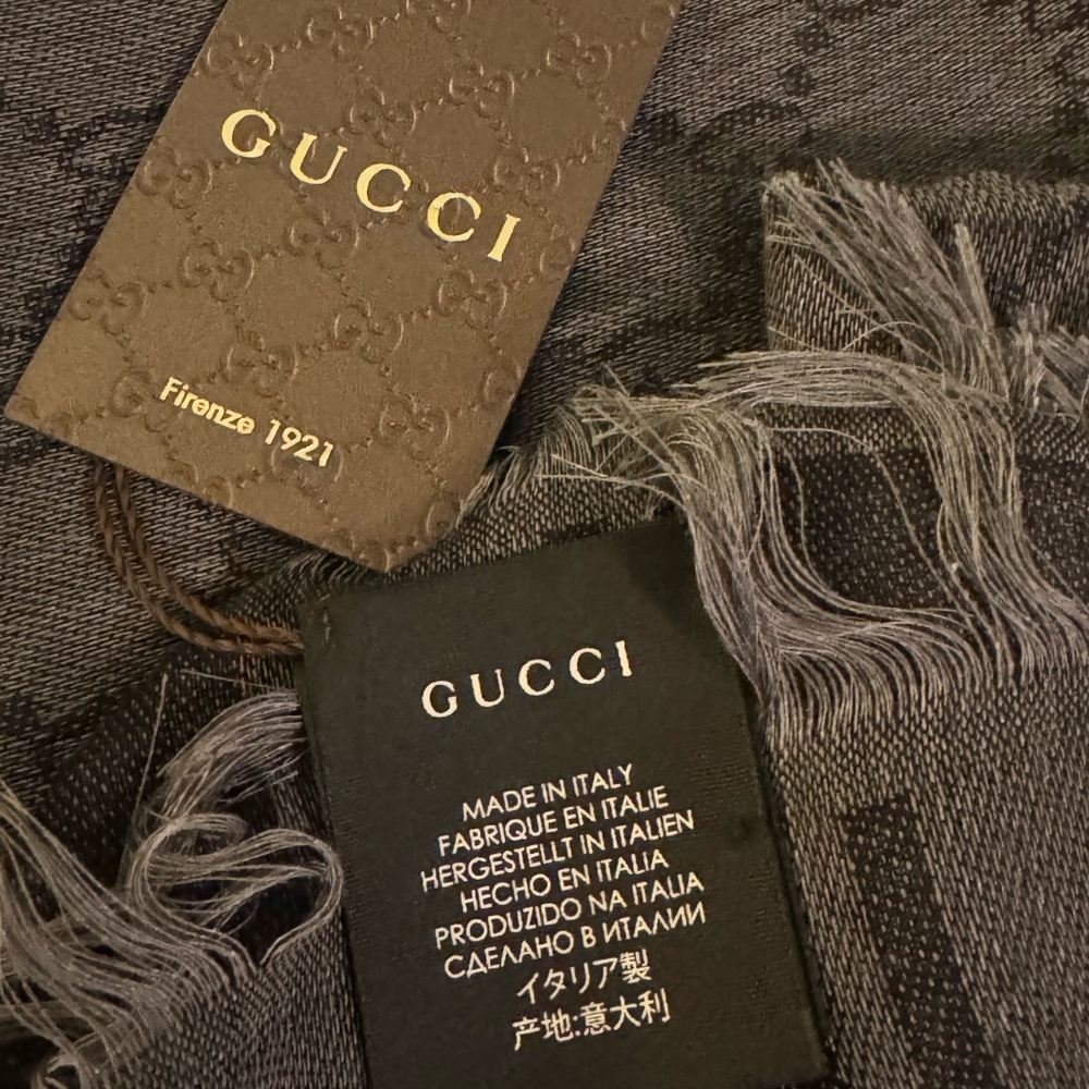 BNWT Gucci Scarf